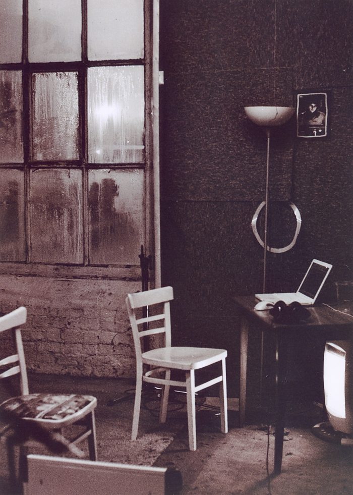 nerve-up-emphemera-empty-chairs